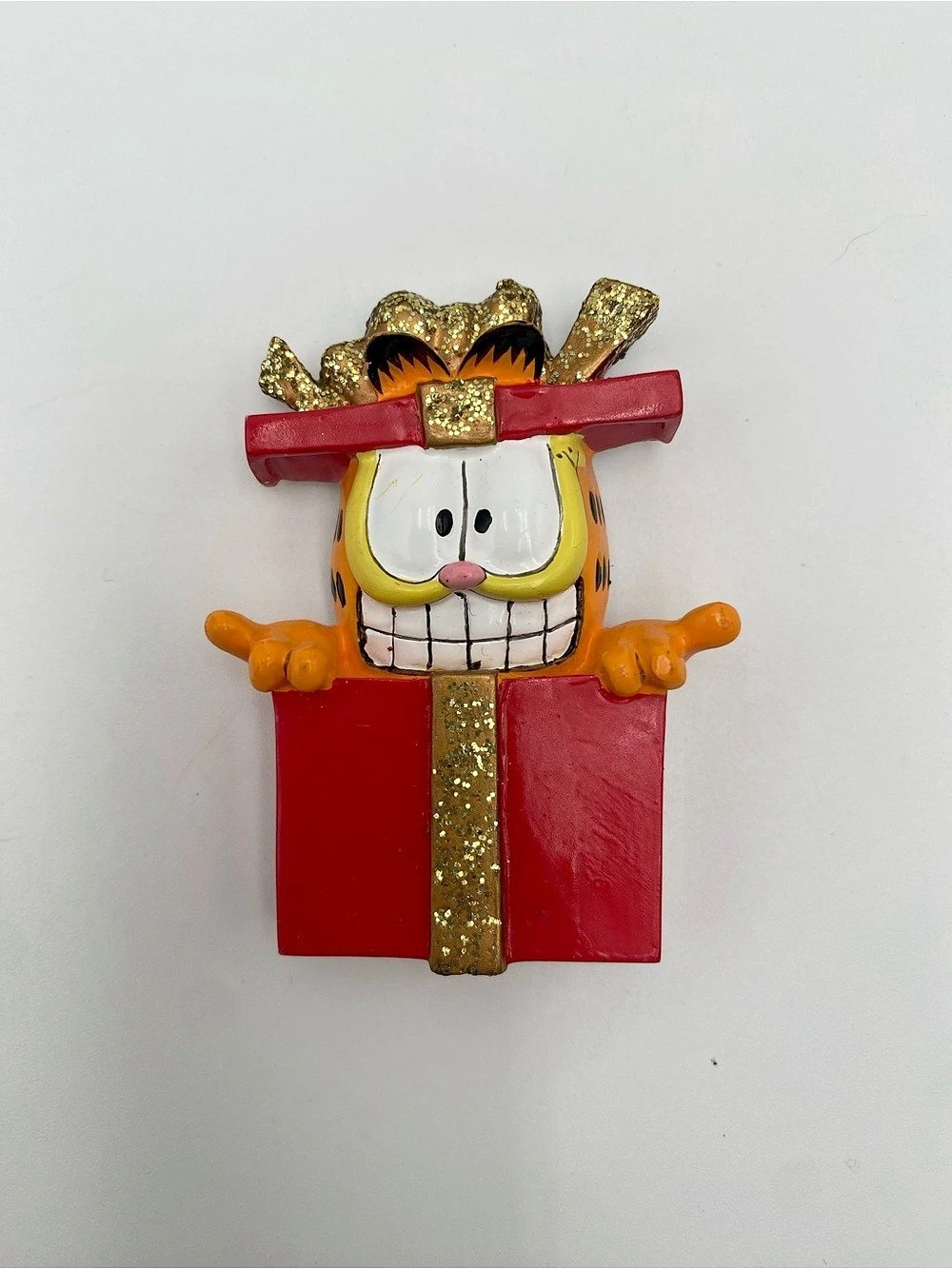 Garfield / Paws Inc. Vintage 1996 Garfield Christmas Gift Box Refrigerator